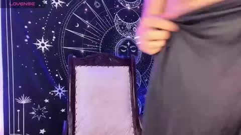 Eva  online show from October 8, 7:46 am