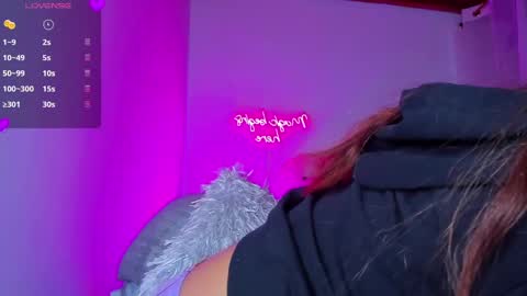 Eva Shinee online show from January 8, 10:37 am