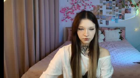 evaasilence online show from March 22, 2:01 pm