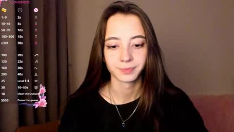 evabradly online show from October 16, 6:54 pm