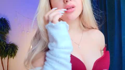 Eva  online show from February 20, 6:26 am