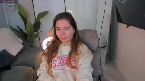 Snapshot of evacheeky chatting on October 24, 7:37 am Eva online show from October 24, 7:37 am