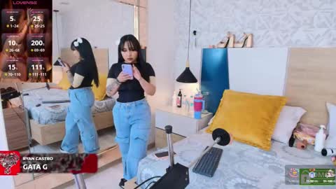 Evadne online show from September 14, 7:23 pm