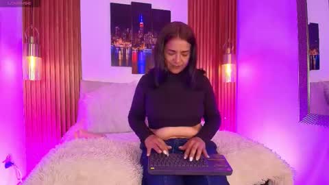 EVA GODDESS  online show from December 4, 8:09 pm