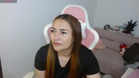 Eva online show from February 9, 8:44 pm