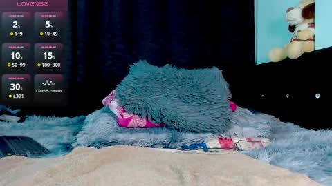 Evah Lee online show from April 11, 6:30 am