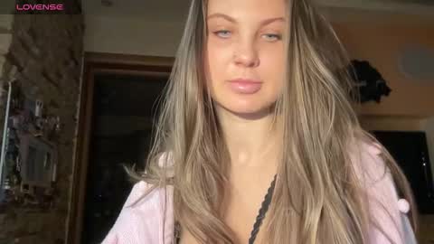 EvaHazard online show from February 3, 4:23 pm