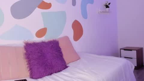  Eva Luna online show from February 20, 8:25 pm