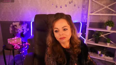 EvaMinni online show from November 5, 2:11 pm