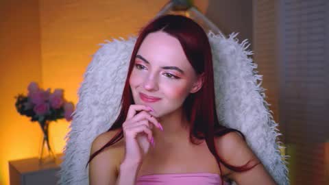 Eva  online show from September 28, 1:49 pm