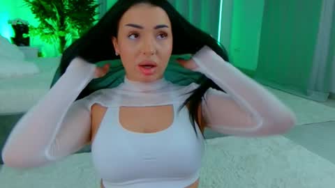 Eva online show from May 14, 6:03 pm