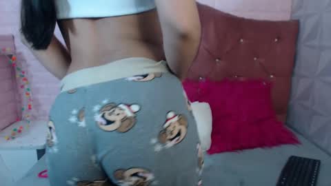 Eva online show from December 23, 1:56 pm