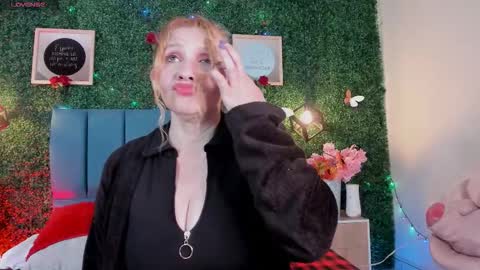  Evangelyne  online show from January 17, 7:54 pm