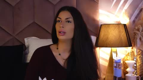Snapshot of evarhea chatting on October 21, 3:21 am EvaRhea online show from October 21, 3:21 am