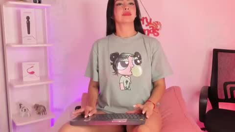 EVARITZ online show from November 15, 2:01 am