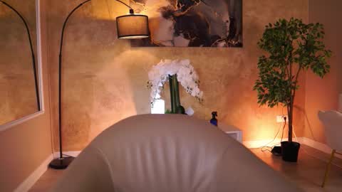 Eva online show from February 26, 9:03 pm