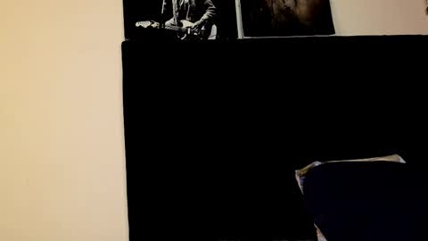 Eve collen online show from November 18, 1:17 am