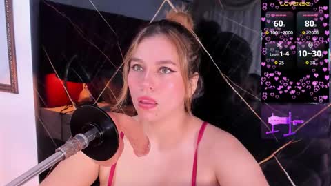 EVELIN online show from January 18, 12:45 pm