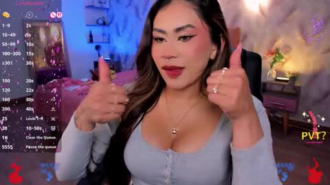 Eveline  online show from November 10, 6:36 pm