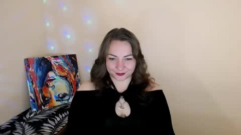 Lydia online show from October 3, 10:59 pm