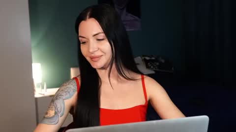 your Love online show from October 20, 9:07 pm