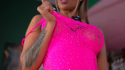 Evelyn online show from September 20, 6:50 pm