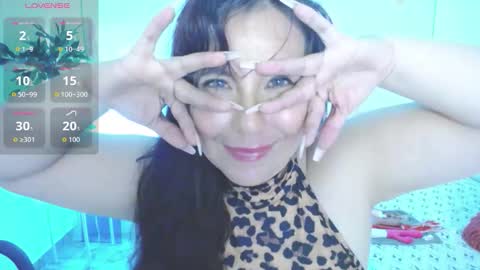 Snapshot of evelyn_mature19 chatting on October 20, 7:28 pm Juliana online show from October 20, 7:28 pm