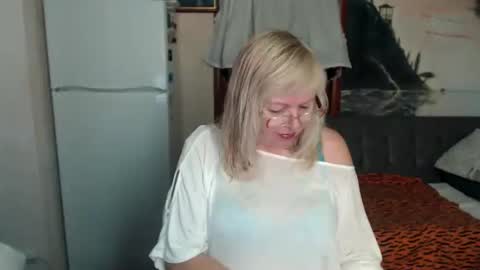 BarbaraBlondy online show from October 11, 7:49 pm