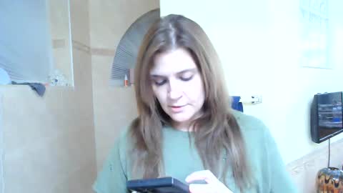 Aly online show from October 30, 1:30 am