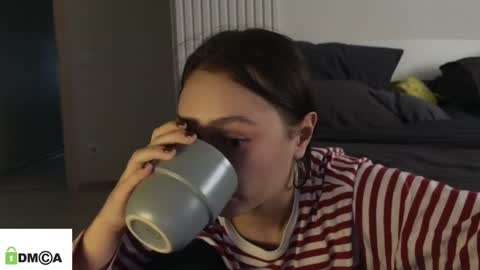 evi_woow online show from March 19, 10:47 pm