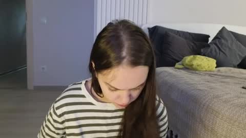 evi_woow online show from March 26, 11:28 pm