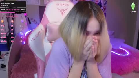 Evie online show from December 5, 9:17 pm