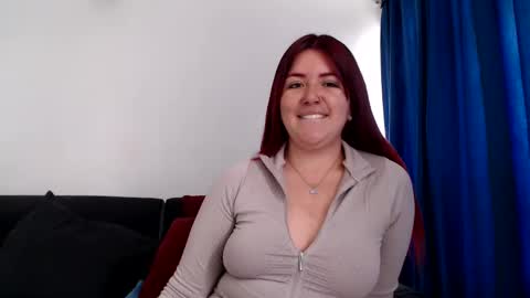 Snapshot of evilheart_69 chatting on October 22, 5:18 pm evilheart_69 online show from October 22, 5:18 pm