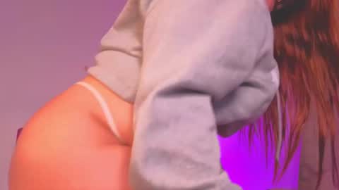 Snapshot of evy_orange1 chatting on September 27, 4:52 am EVY online show from September 27, 4:52 am