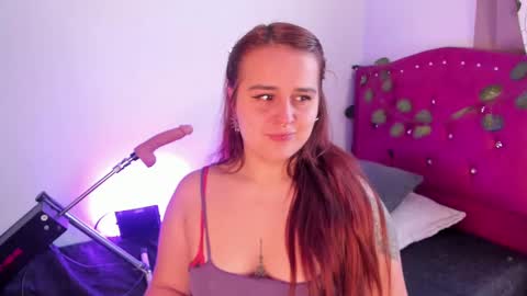 Snapshot of evy_orange1 chatting on January 24, 6:14 pm EVY online show from January 24, 6:14 pm