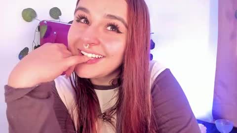 Snapshot of evy_orange1 chatting on January 20, 3:28 pm EVY online show from January 20, 3:28 pm