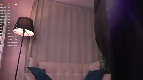 just Exa  ntmu online show from March 4, 2:42 pm