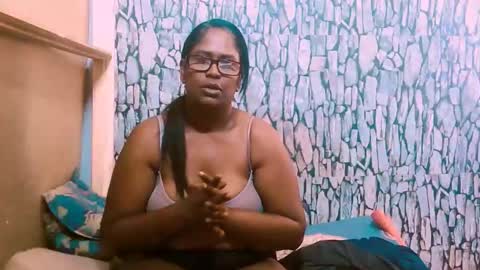 exotic_indian95 online show from March 4, 4:19 am