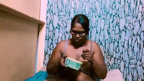 exotic_indian95 online show from February 28, 7:24 pm