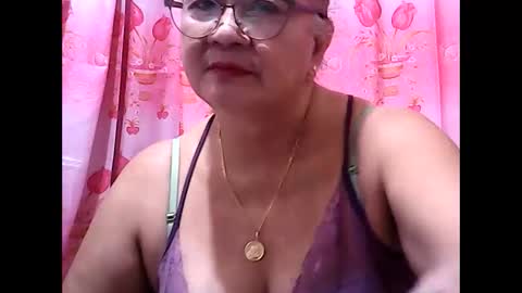 exotic_mom2024 online show from February 16, 11:48 pm