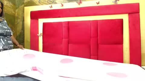 Mandy online show from November 12, 9:24 pm