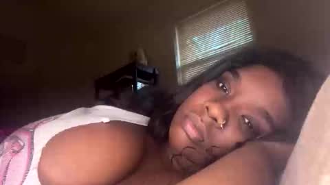 exoticsusie online show from February 9, 12:29 pm