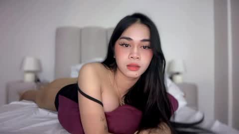 chloee online show from February 12, 4:52 pm