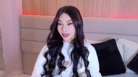 eymicooper online show from November 28, 9:07 pm