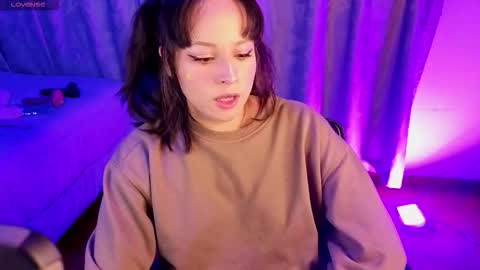 eymmy_24 online show from December 19, 2:48 am