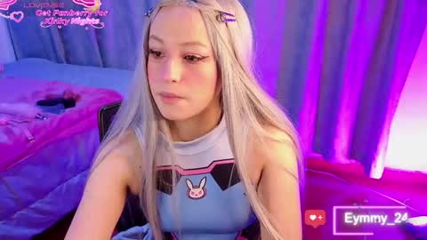 eymmy_24 online show from December 14, 12:38 am