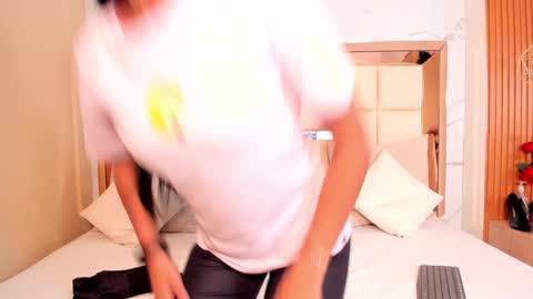  Fabi  online show from December 17, 10:32 pm