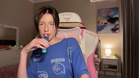 Bloom  online show from September 24, 9:03 pm