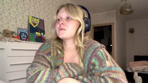 Arisha online show from September 24, 7:57 pm