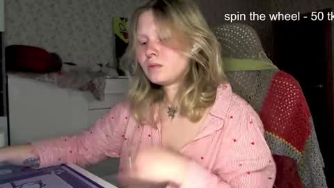 Arisha online show from October 22, 8:14 pm